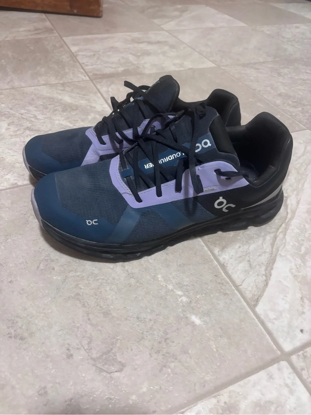 On Cloud Men’s Running Shoes - Navy with Lilac Accents